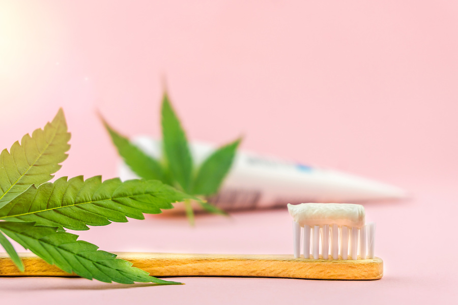 How Smoking Cannabis Can Impact Your Oral Health