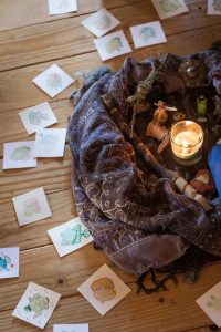tarot card and candle
