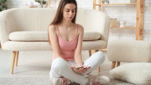 A anxious lady(Anxiety)-mental and emotional side effect of birth control